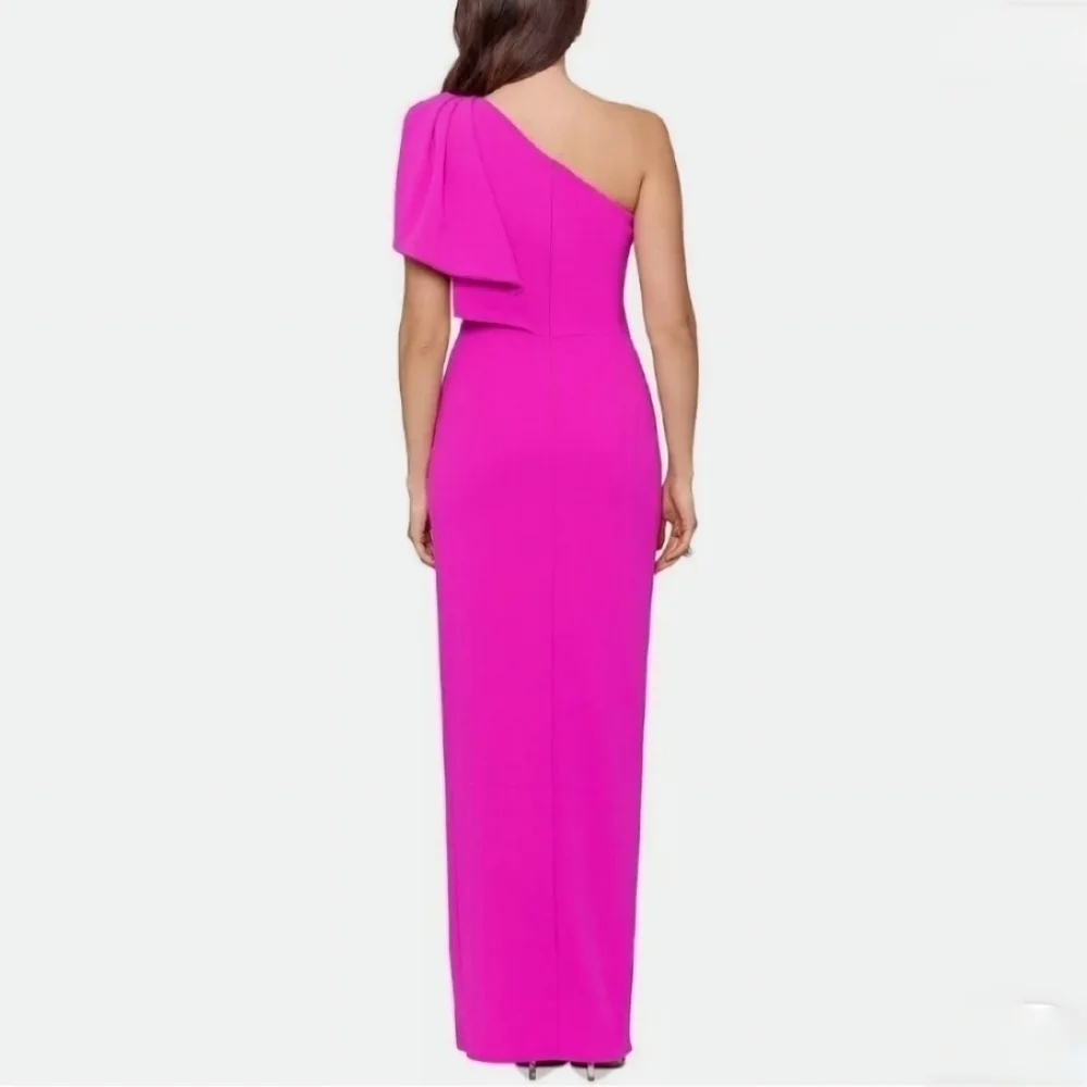 Betsy and Adam One Shoulder Scuba Crepe Gown Size 2 NWOT - Picture 3 of 13
